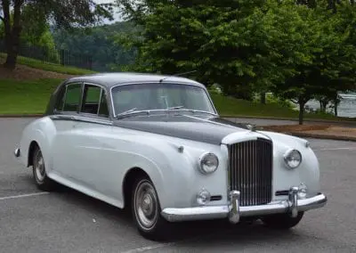 Knoxville Wedding Transportation & Car Rentals